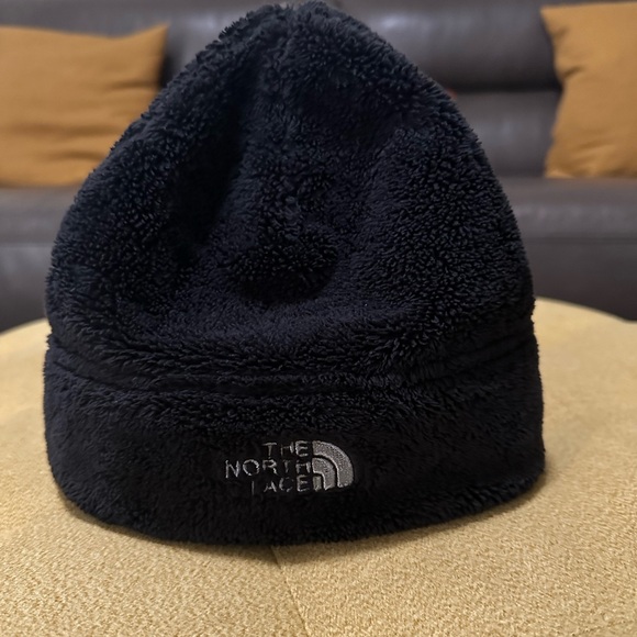 THE NORTH FACE "BORN TO EXPLORE" Beanies; Baby Nugget, Critter Moose, or Sherpa - Picture 2 of 2